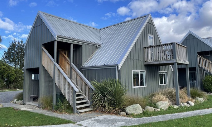 Methven Ski Chalet | Guest Rated 10/10: Chalet 4 at Pudding Hill Awaits