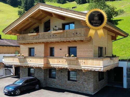 Hippach-Schwendberg Apartment | Eco-Friendly Retreat at Chalet Ahornblick with Hot Tub