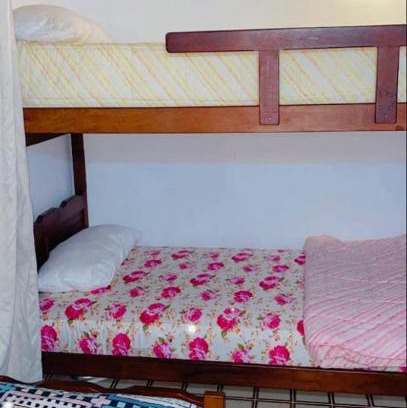 Las Colinas de Peralta Ramos House | Tranquil Chalet Alfar: Pet-Friendly Retreat with Ocean View