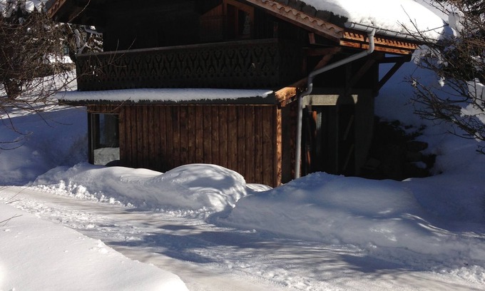 Morzine Ski Chalet | Cozy Chalet Alpierlaur Mazot for 3 with Great Amenities