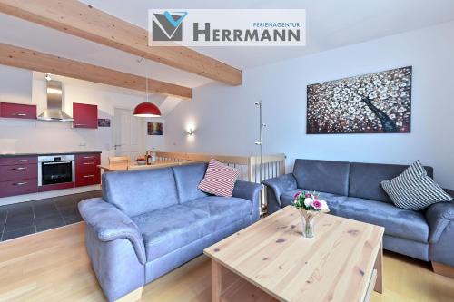 Steinach Apartment | Pet-Friendly Retreat at Chalet am Breitenberg - 4 Stars