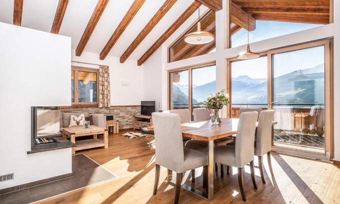 Bad Hofgastein Apartment | Chalet-Appartement with Penthouse Flair - 4-Star Comfort
