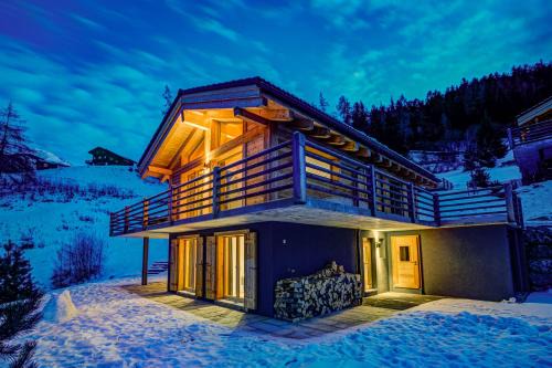 Riddes Ski Chalet | Unforgettable Family Retreat at Chalet Aramis - 10/10 Rated