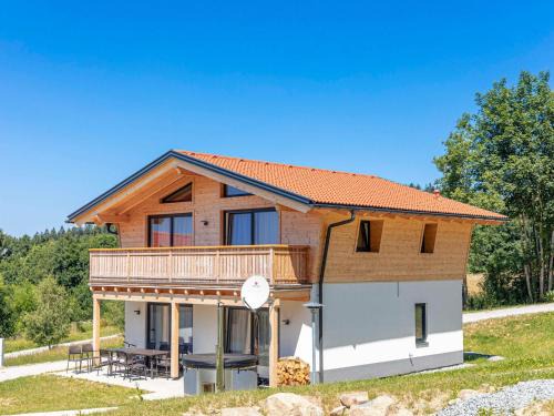 Sankt Englmar Ski Chalet | Relaxing Chalet Arber with Private Hot Tub in St Englmar