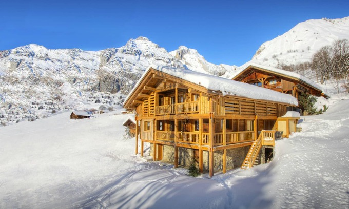 Le Grand-Bornand Ski Chalet | Chalet Argali: Prime Ski-in/Ski-out Retreat with Spa