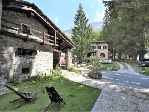 Madesimo Ski Chalet | Relaxing Retreat at Chalet Baita Barin with Hot Tub Access
