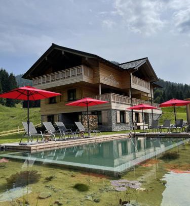 Balderschwang Apartment | Exceptional Chalet BergInsel with Ocean View & Spa Access