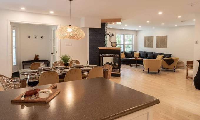 Saint Come Ski Chalet | Relaxing Getaway at Chalet Bleu - Lanaudière with Spa & Lake View