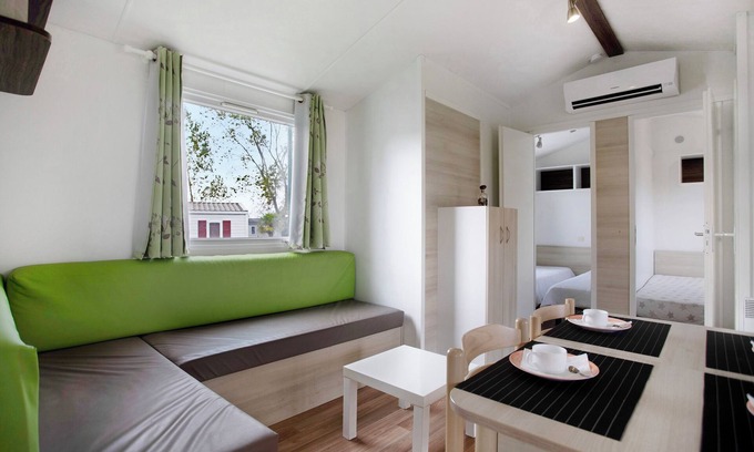 Burinhosa Ski Chalet | Discover Chalet 'Bungalow T3 I': Pool, Terrace & Air Conditioning