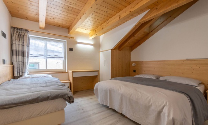 Mazzin Apartment | Family-Friendly Stay at Chalet Butterfly 3 with Kitchen