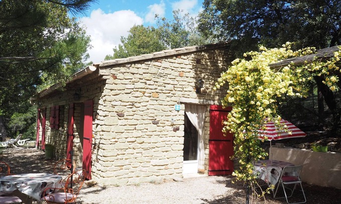 Bedoin House | Inviting Provencal Home with Private Terrace & Scenic Views