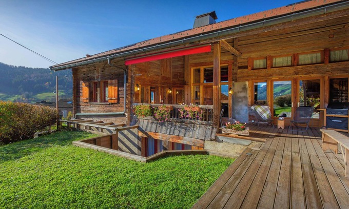 Manigod Ski Chalet | Chalet Cashmere Spirit: Spa Retreat with Scenic Lake Views