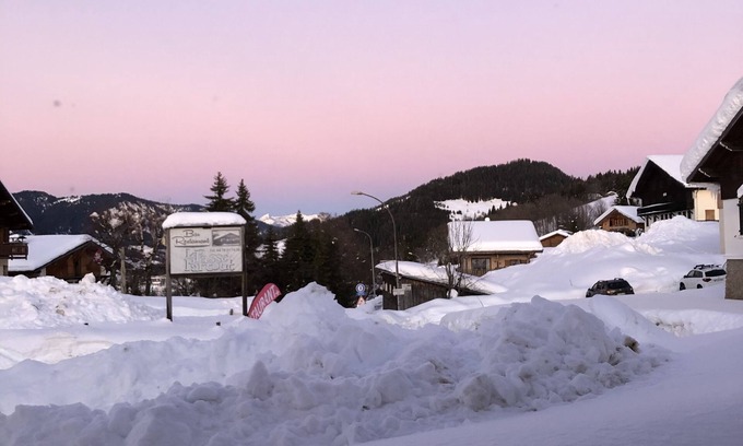 Crest-Voland Ski Chalet | Prime Chalet in Crest-voland, Steps from Ski School