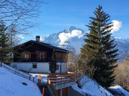 Mayens-de-Riddes Ski Chalet | Cozy Chalet Chante Neige: Pet & Child Friendly Retreat