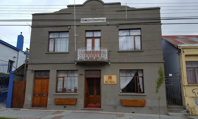 Punta Arenas Hotel | Family-Friendly CHALET CHAPITAL in Punta Arenas Awaits