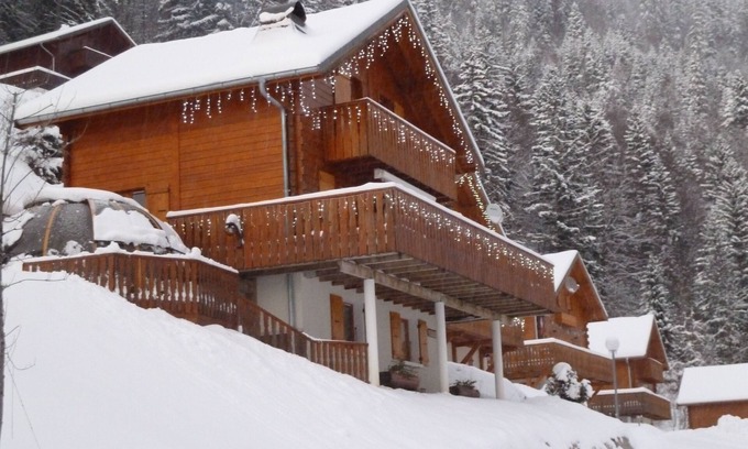 Station de Drouzin le Mont Ski Chalet | Exceptional Chalet at Col du Corbier - Family-Friendly Retreat