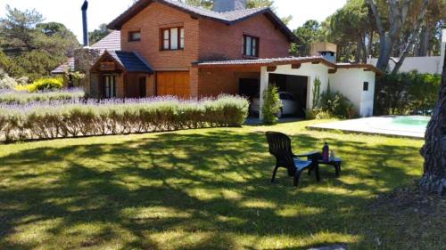 Mar de Las Pampas House | Exclusive Poolside Chalet in the Heart of Mar de las Pampas