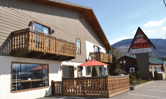 Valemount Hotel | Family-Friendly Retreat at Chalet Continental Motel