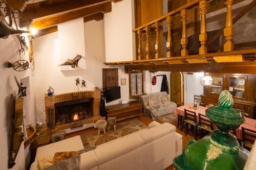 Giustino Ski Chalet | Family-Friendly Retreat at Chalet Corona with Pet Amenities