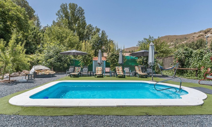 Dudar Ski Chalet | Chalet 'Cortijo Luz De La Sierra' with mountain views, private pool and Wi-Fi