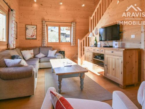 Le Grand-Bornand Ski Chalet | Cozy Chalet for 8 Near Ski Lifts with Family-Friendly Amenities