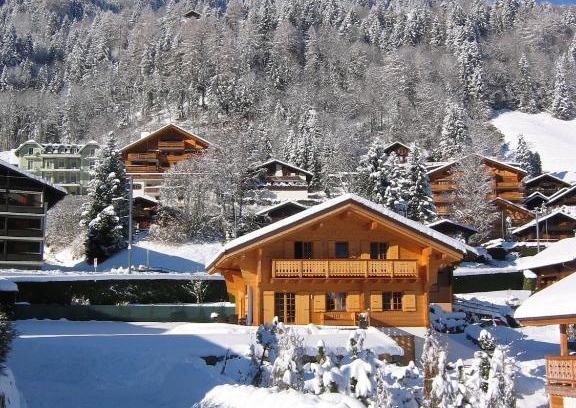 Champery Ski Chalet | Experience Chalet Courage: Family-Friendly with Breakfast