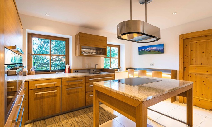 Zell am See Ski Chalet | Discover Chalet Crown of the Alps: Pet Friendly & Family Ready