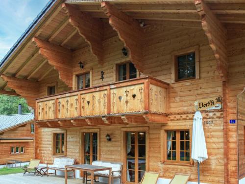 Ormont-Dessus Ski Chalet | Inviting Chalet Dörfli - Family-Friendly Retreat Awaits
