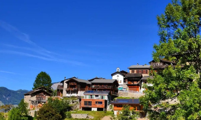 Orsieres House | Chalet de Montagne La Rosière - Complete accommodation for up to 20 people