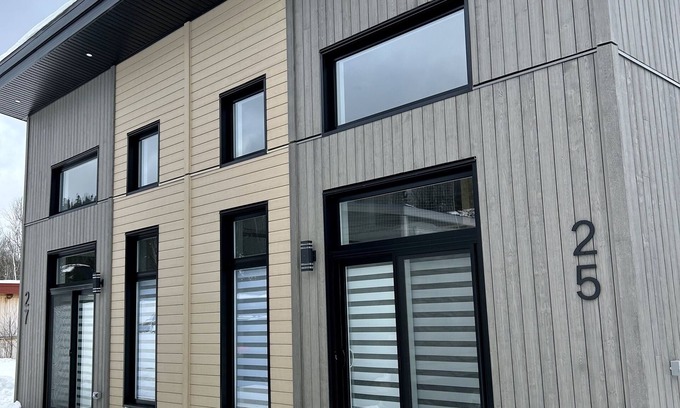 L'Anse-Saint-Jean Condo | Experience Ultimate Relaxation at Chalet de Ski Mont-Édouard