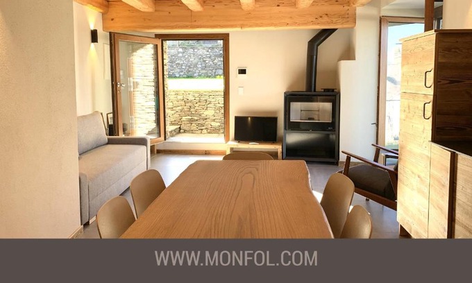 Oulx Apartment | Pet-Friendly Getaway at Chalet Del Sole - Rated 9.1/10