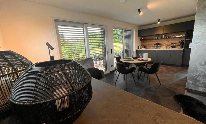 Freyung Ski Chalet | Delightful Chalet Deluxe: 4-Star Retreat with Pool & Hot Tub