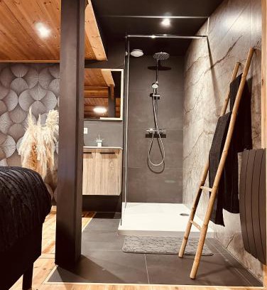 Soulme Ski Chalet | Pet-Friendly Retreat at Chalet des Faisans for Families