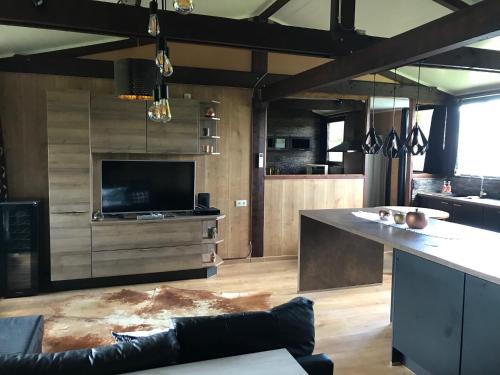 Virton Ski Chalet | Family-Friendly Chalet des Marmottes with Great Guest Ratings