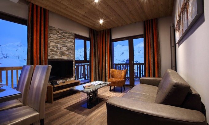Arc-2000 Apartment | Experience Chalet des Neiges - LA SOURCE DES ARCS Retreat