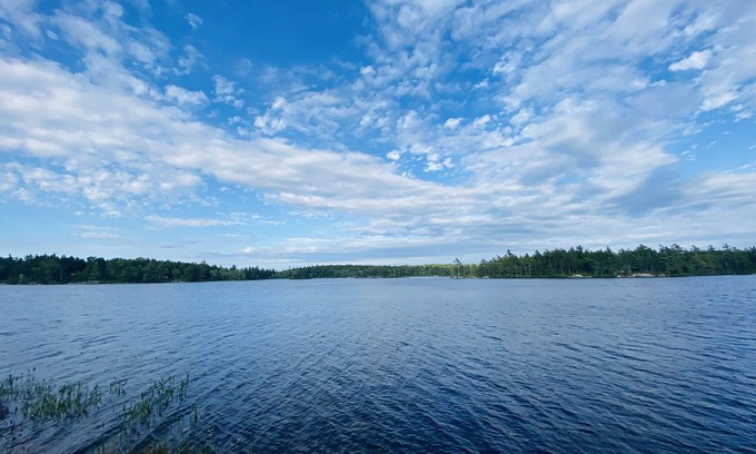 West Hants Cottage | Tranquil Lakefront Cottage - Spa, Hot Tub & Breakfast Awaits