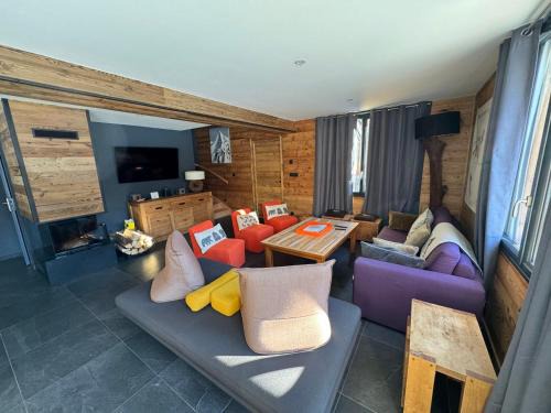 Valloire Ski Chalet | Chalet Valloire: Perfect Retreat for 10 Guests