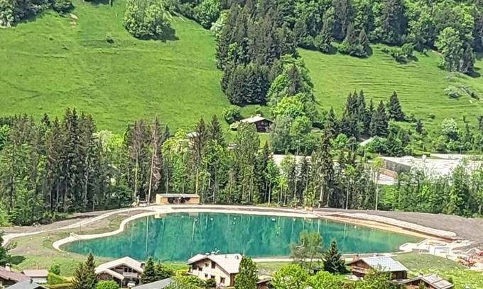 Praz-sur-Arly Ski Chalet | Experience Chalet Edelweiss: Guest Rated 10/10 Getaway