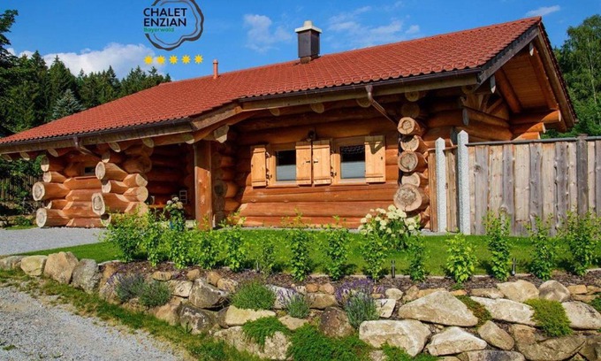 Arnbruck Ski Chalet | Experience Chalet-Enzian-Bayerwald: Rated 9.8/10, Family-Friendly