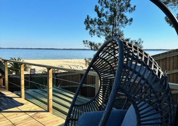 Biscarrosse Ski Chalet | Relax at Chalet et Jacuzzi on the Beach - 4-Star Escape