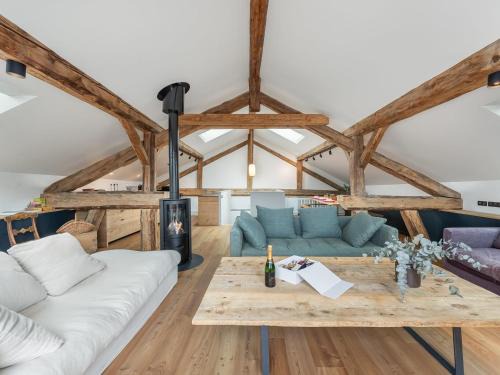 Praranger Ski Chalet | Family-Friendly Chalet with Sauna & Spa Near Ski Slopes