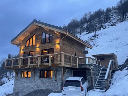 Nancroit Ski Chalet | Experience Family-Friendly Comfort at Chalet Folie