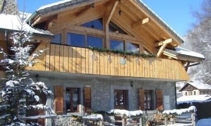 Montriond Ski Chalet | Inviting Chalet for Groups in Heart of Portes du Soleil