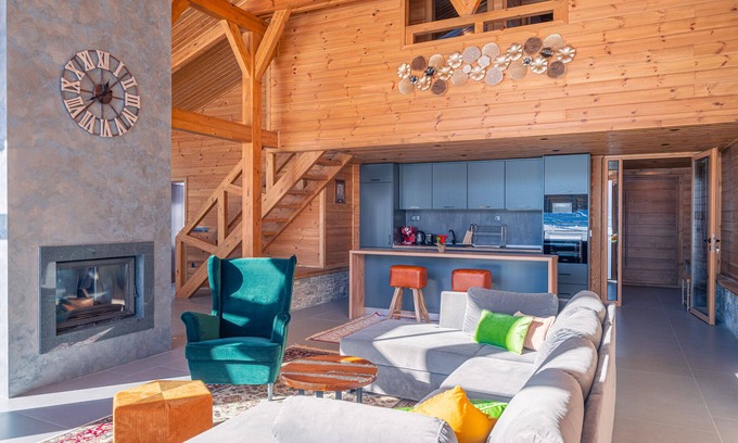 Razlog Ski Chalet | Cozy Chalet with Sauna and Mountain Views for 10 Guests