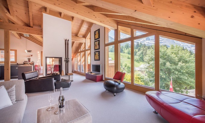 Wengen Apartment | Luxury Chalet Fortuna 4 Penthouse - Guest Rated 10/10