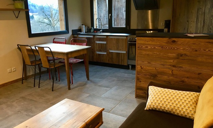Les Villards-sur-Thones Ski Chalet | Chalet Near La Clusaz: 10/10 Rated with Family-Friendly Amenities