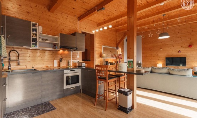 Montaimont House | Discover Chalet DE L'arpitan: Family-Friendly Retreat