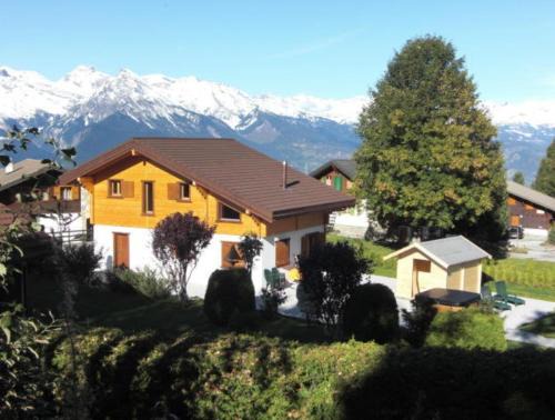 Nendaz Ski Chalet | Oceanfront Getaway at Chalet Griffon - Rated 9/10 by Guests