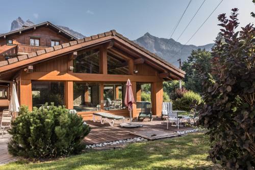Saint-Gervais-les-Bains Hotel | Chalet Hôtel des 2 Gares: Oceanfront Oasis with Spa & Pool