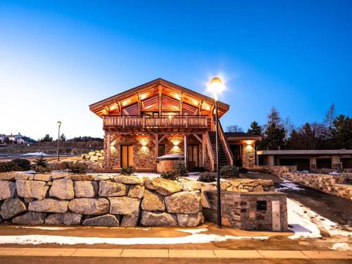 Superbolquere Ski Chalet | Elegance Awaits at Chalet haut de gamme Bolquère